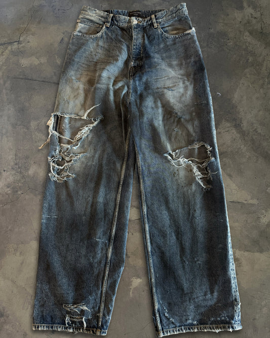 BALENCIAGA SS2023 MUD SHOW DISTRESSED DENIM