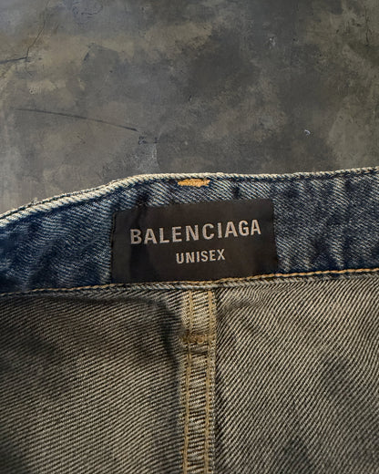 BALENCIAGA SS2023 MUD SHOW SKATER JEANS