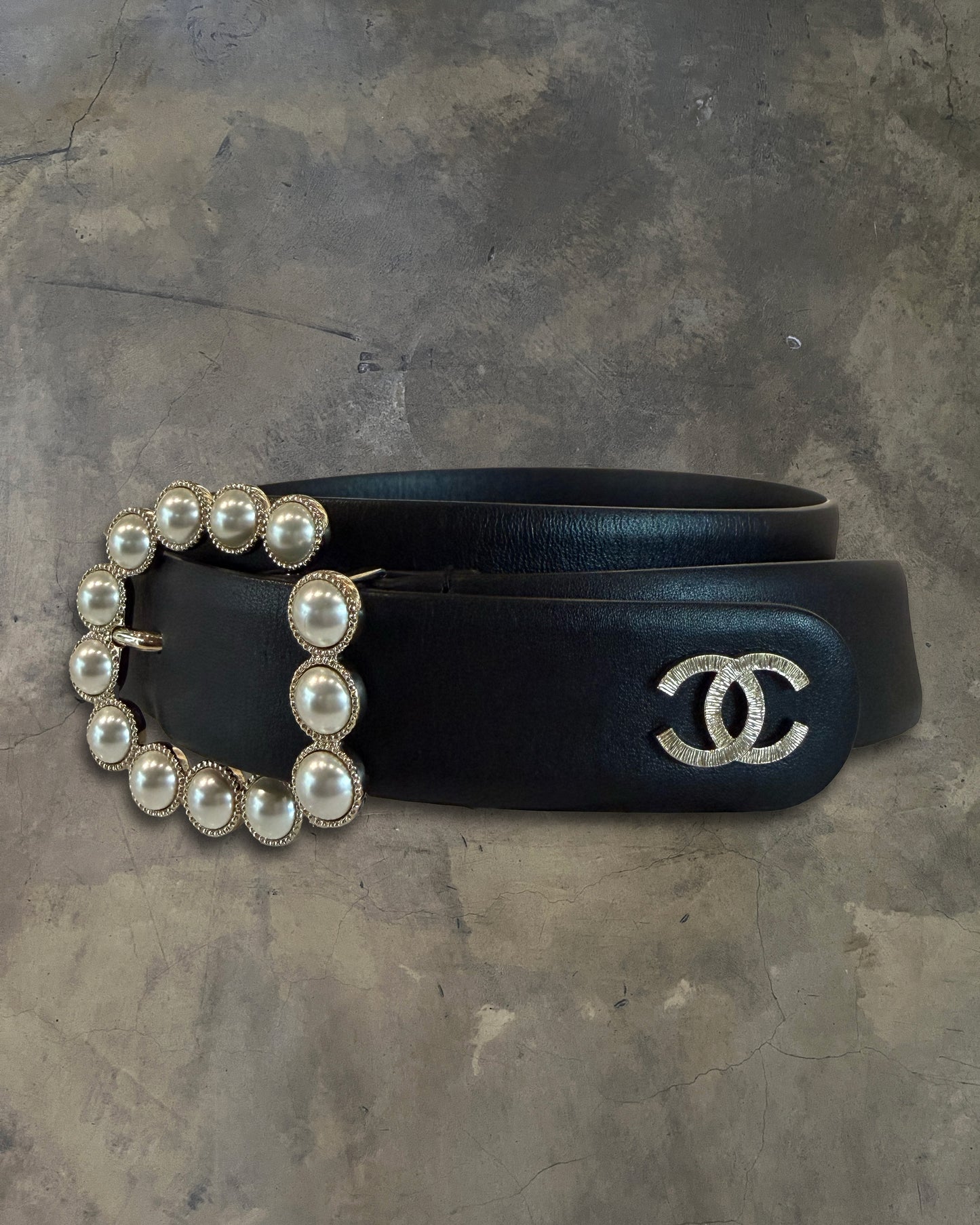CHANEL CALFSKIN PEARL BUCKLE BELT