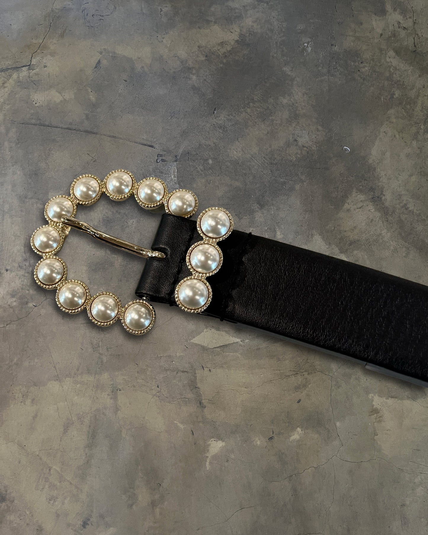 CHANEL CALFSKIN PEARL BUCKLE BELT