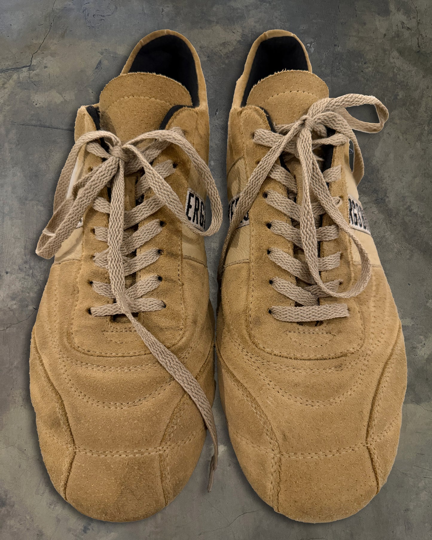 DIRK BIKKEMBERGS SEUDE SOCCER SNEAKERS