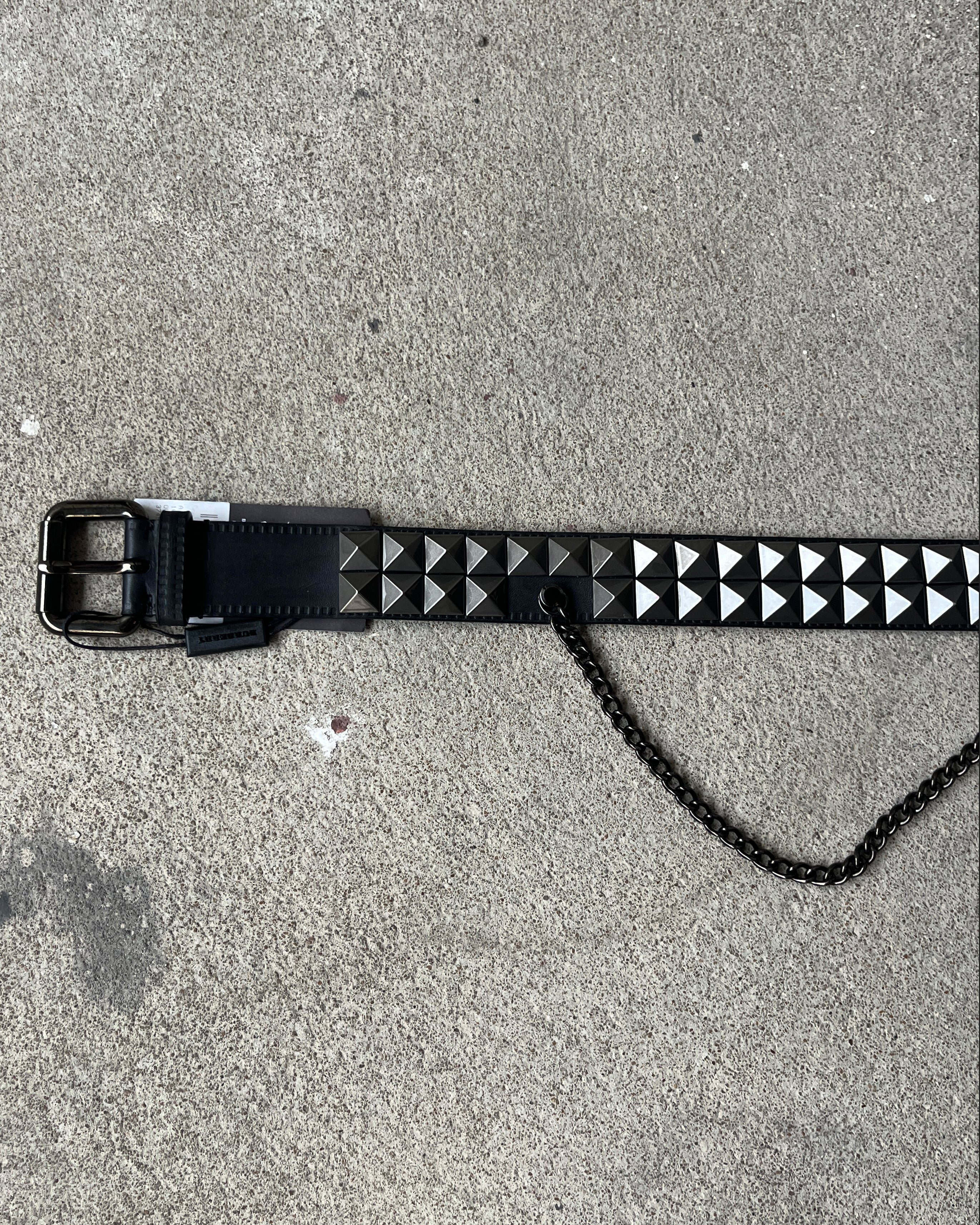 ぎ*そ様 Burberry studded belt BURBERRY PRORSUM SS2011 STUDDED CHAIN BELT – glam archive