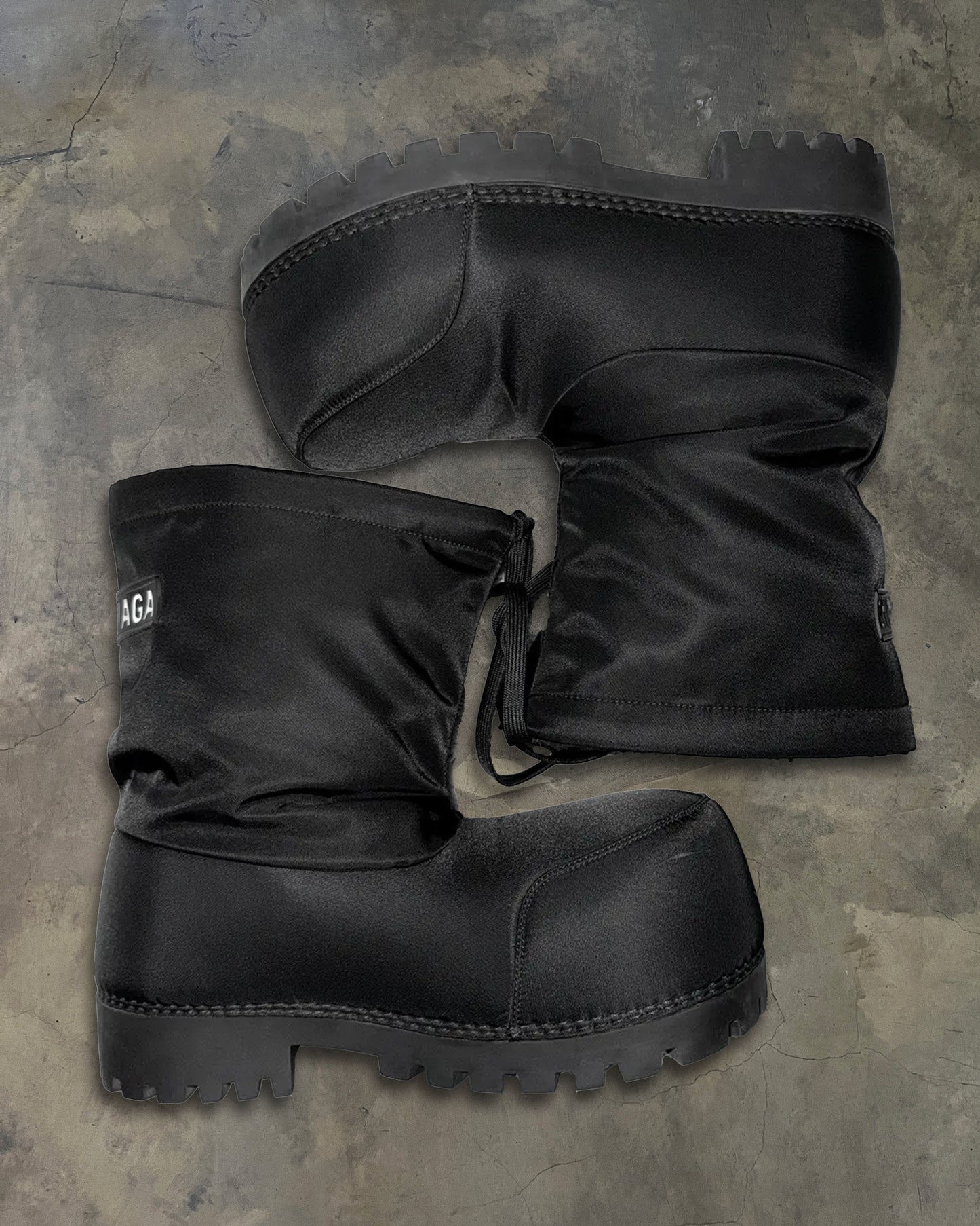 BALENCIAGA FW2024 ALASKA SKI BOOTS