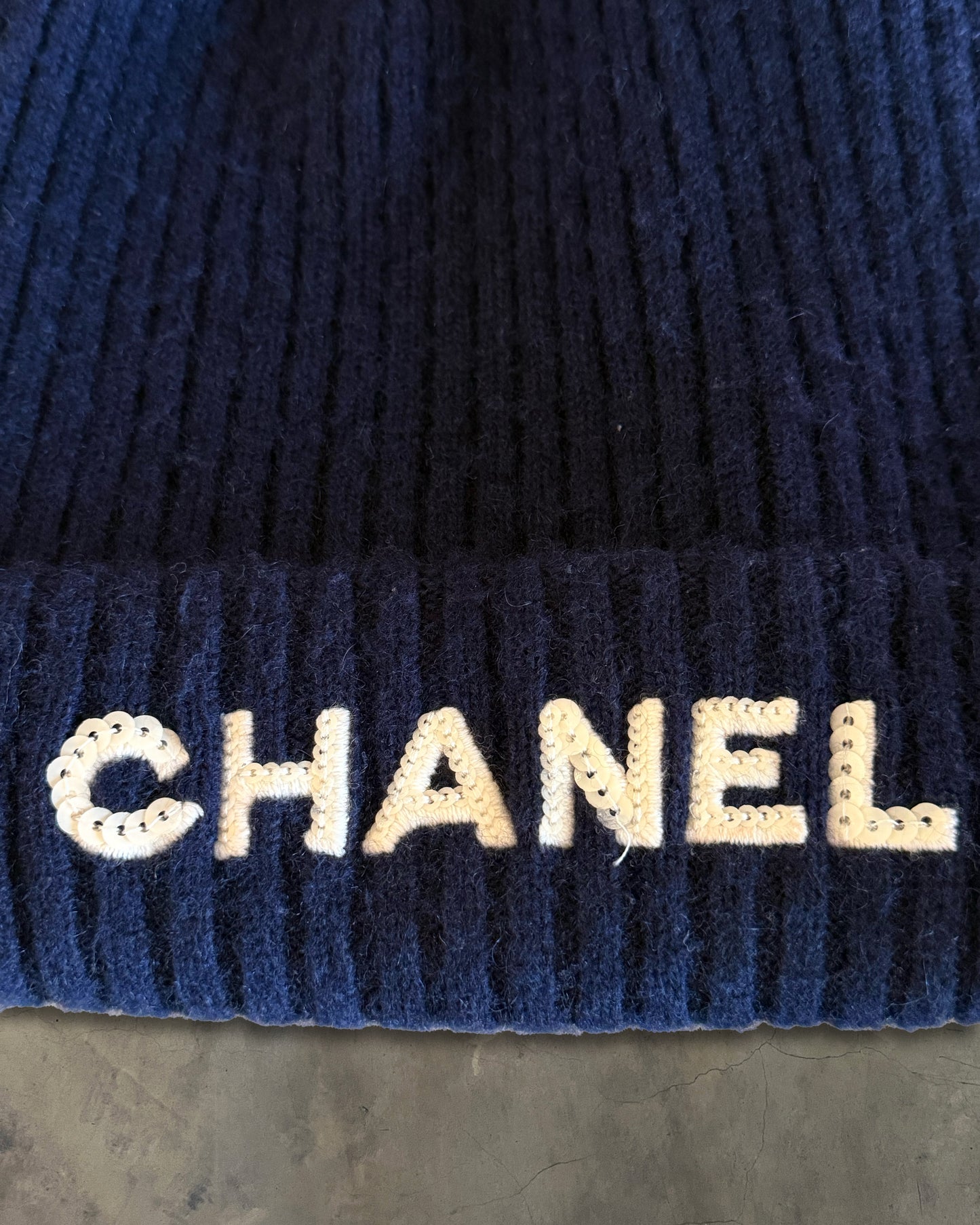 CHANEL NAVY BLUE SEQUIN EMBELLISHED CC BEANIE