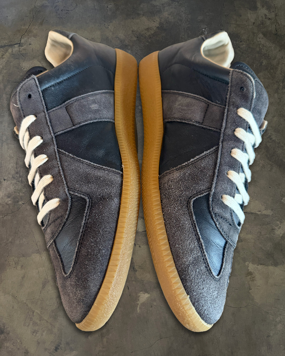 MAISON MARGIELA BLACK GAT 42.5