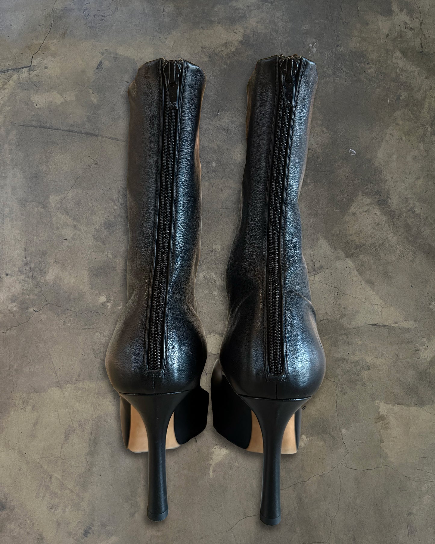 BOTTEGA VENETA AW2022 LAMBSKIN HEELED BOOTS