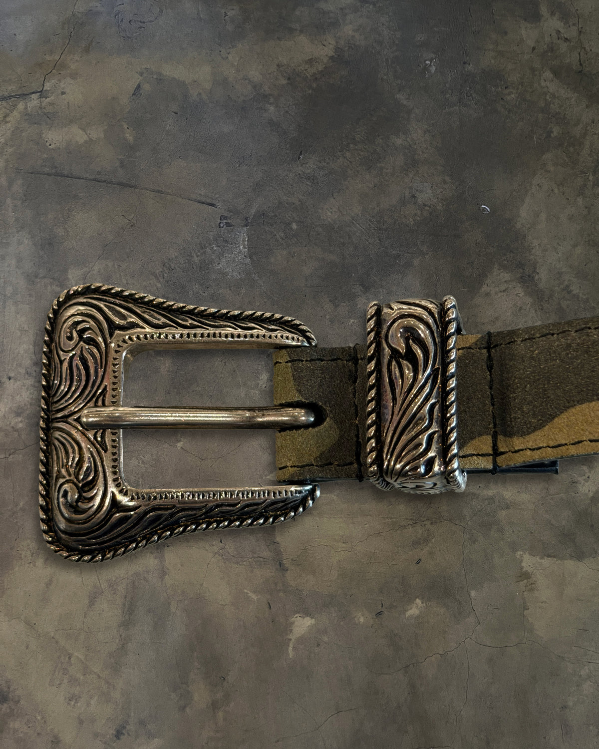 SAINT LAURENT CAMO SUEDE WESTERN BELT