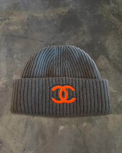 CHANEL WOOL CASHMERE CC LOGO BEANIE
