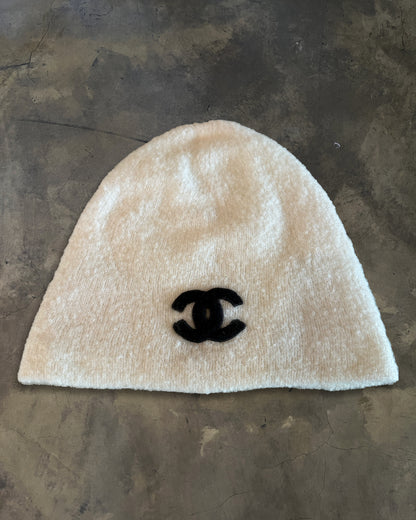 CHANEL CASHMERE CC LOGO BEANIE