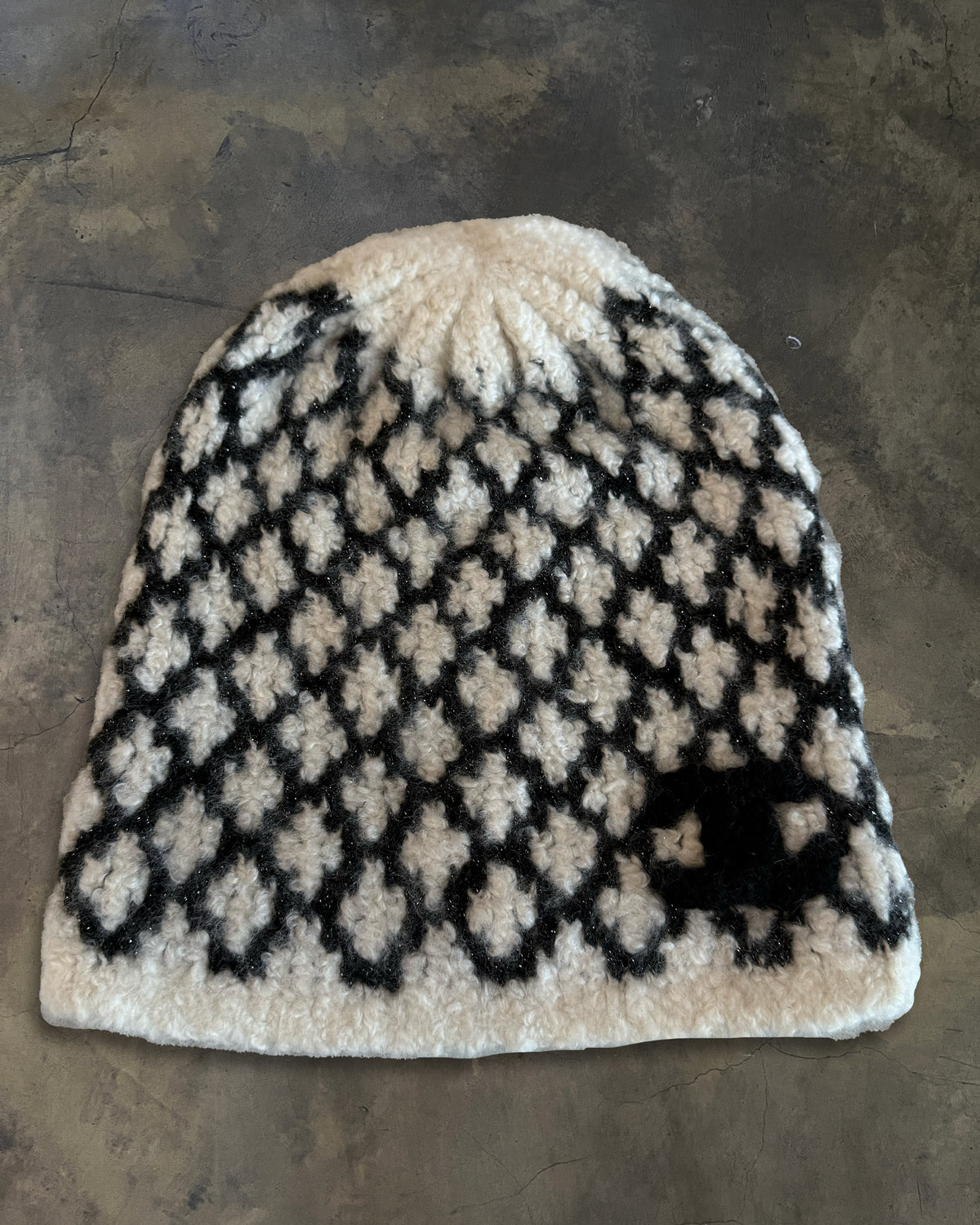 CHANEL FW2017 CASHMERE CC BEANIE
