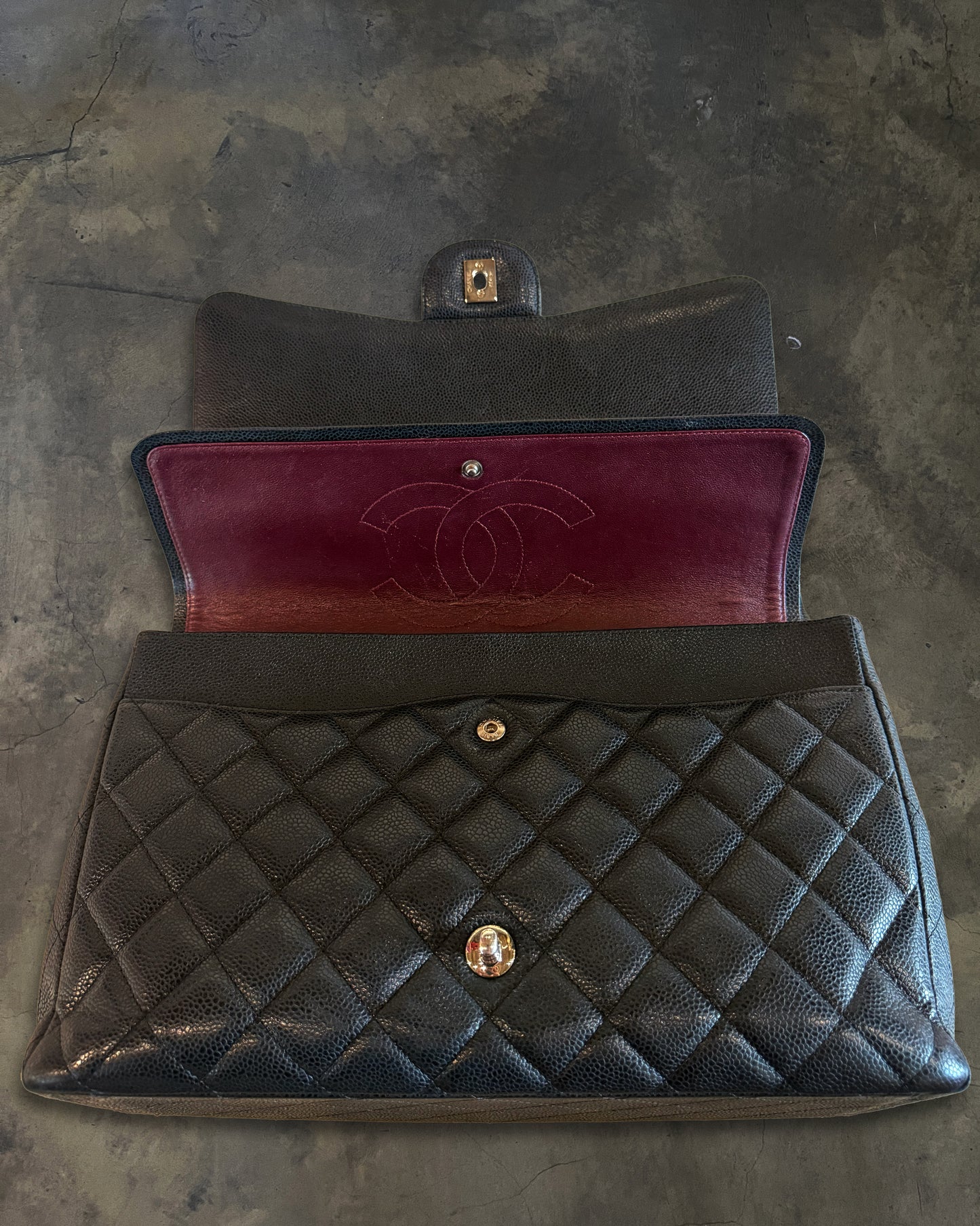 CHANEL 2011 CAVIAR MAXI DOUBLE FLAP BAG