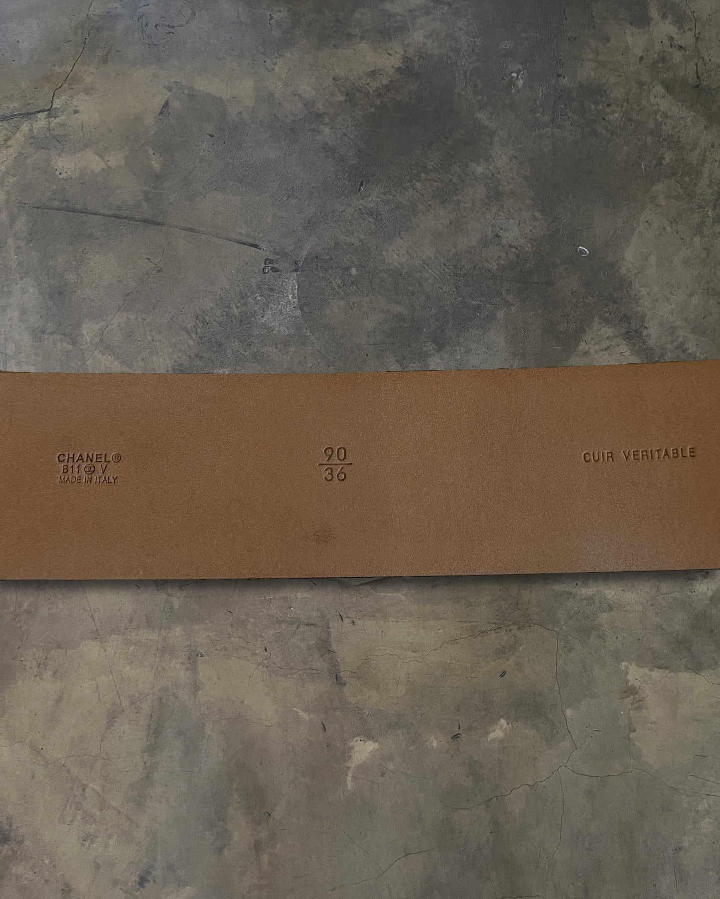 CHANEL BROWN CALFSKIN OVAL CC BELT