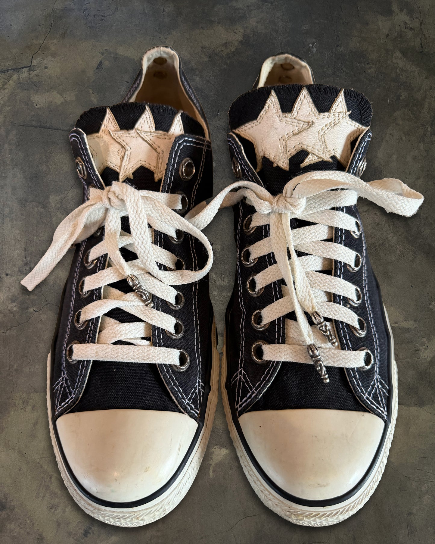 2000'S CHROME HEARTS TRIPLE STAR PATCH CONVERSE