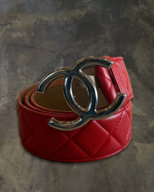 CHANEL 2014 PIRU RED QUILTED CC BELT