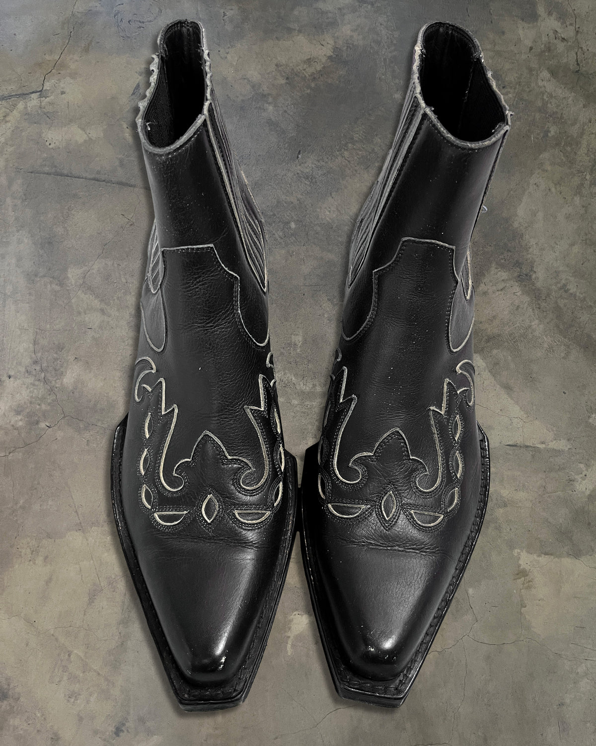 CALVIN KLEIN 205W39NYC CAL CALVETA LEATHER ANKLE BOOTS – glam archive