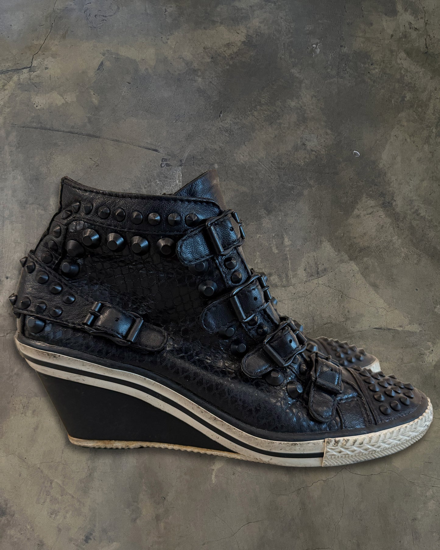 ASH STUDDED KITTEN WEDGE