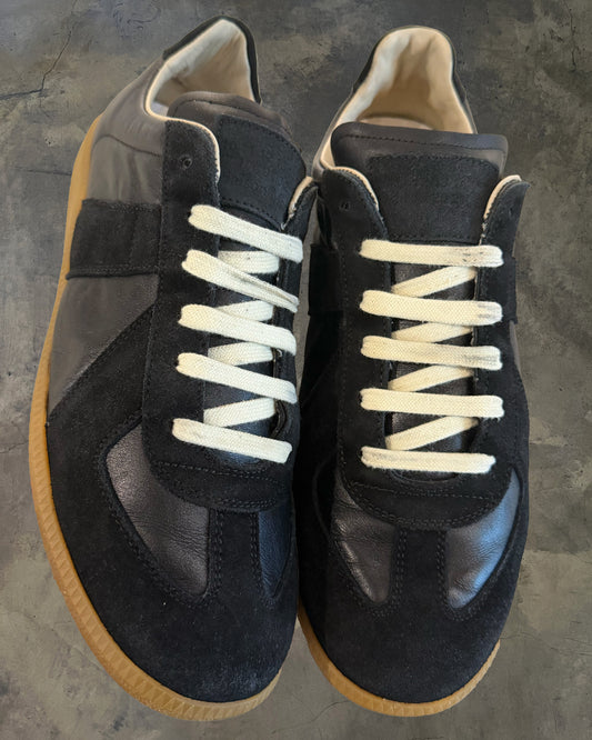 MAISON MARGIELA BLACK GAT 42