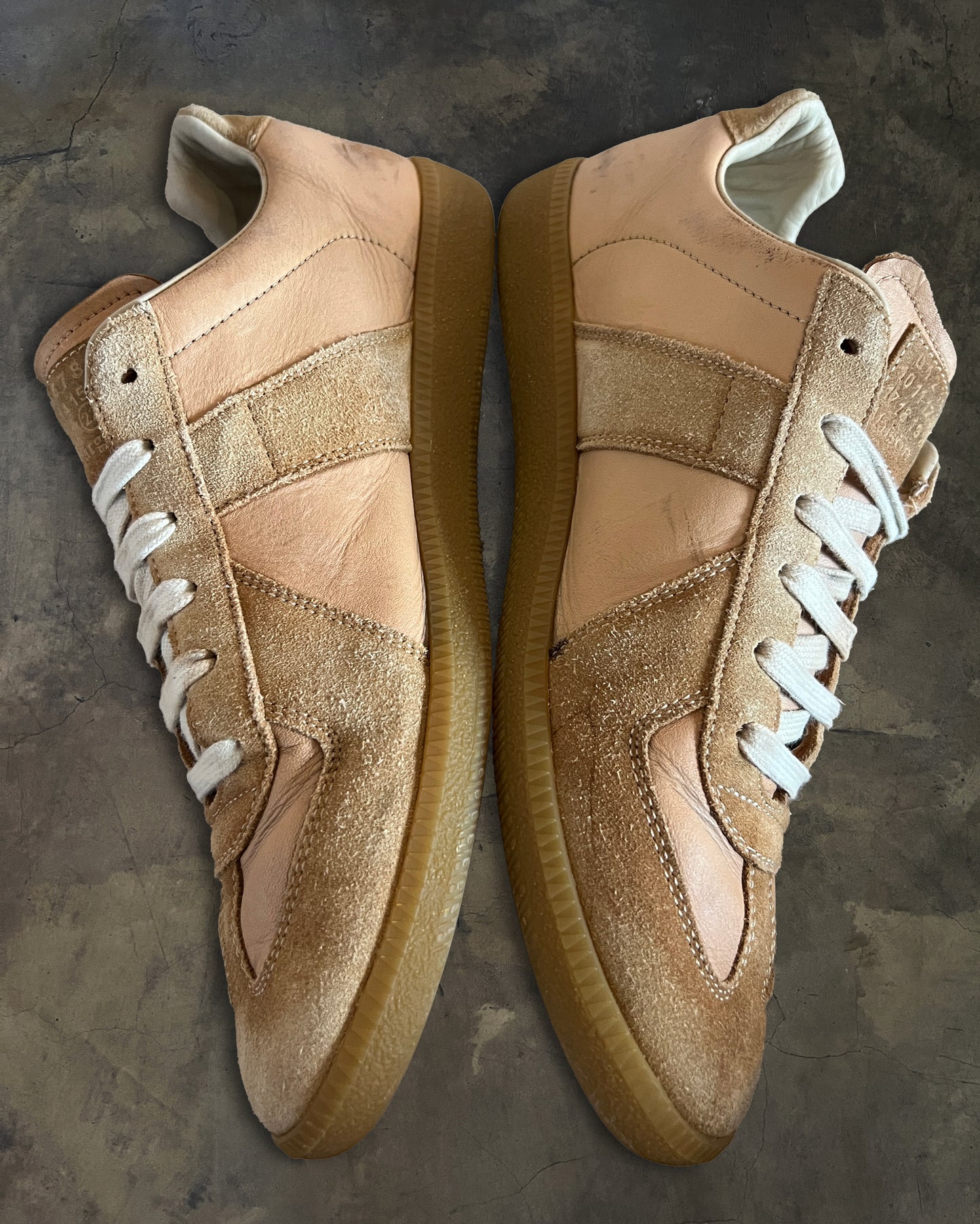 MAISON MARGIELA SALMON PINK GAT 43