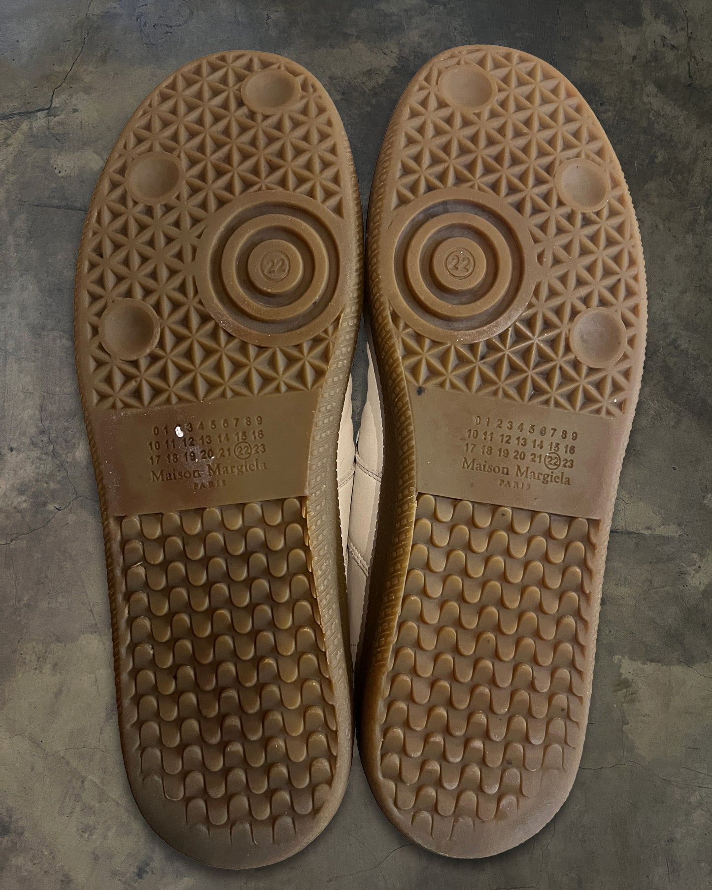 MAISON MARGIELA SPLATTER GAT 42