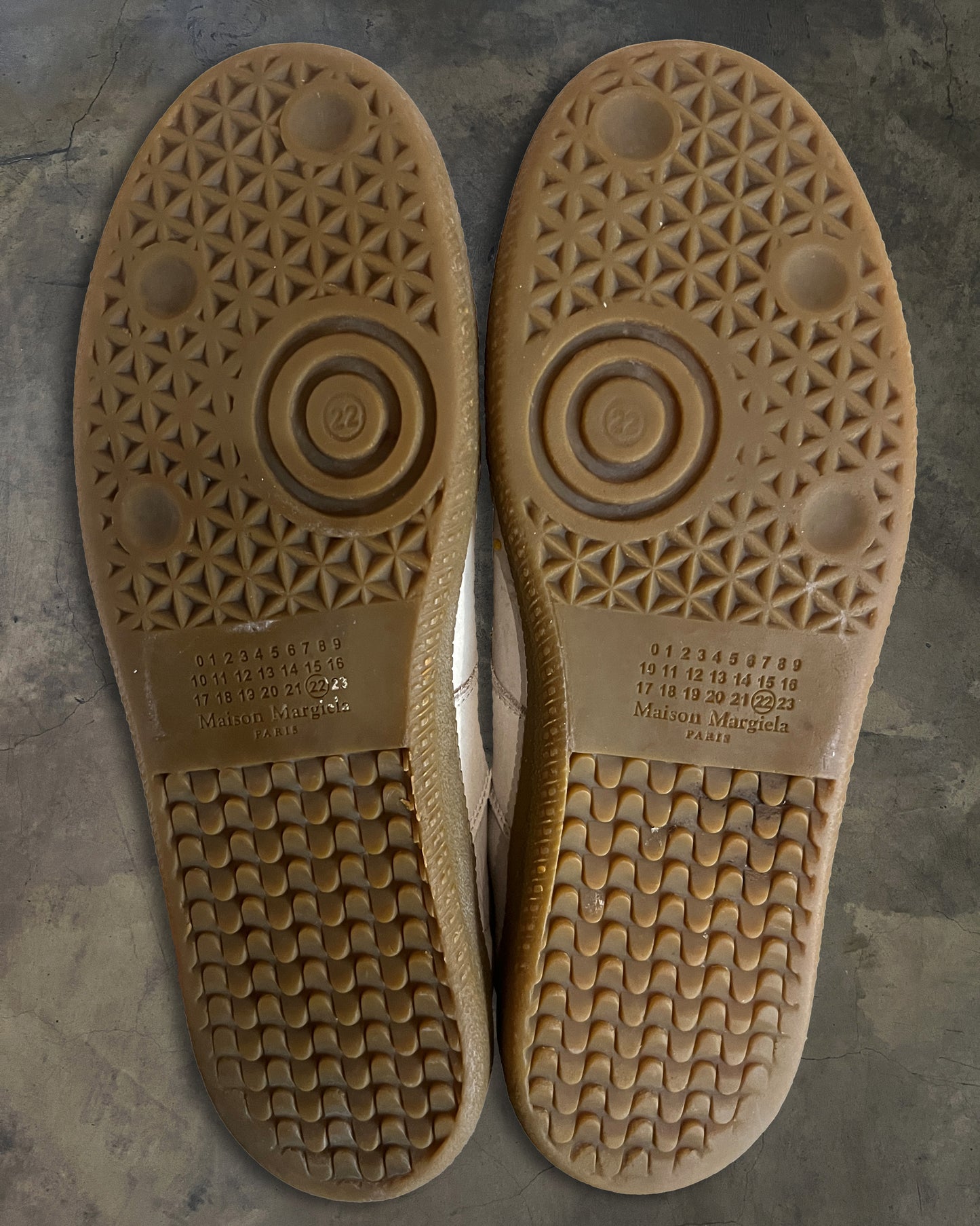 MAISON MARGIELA SPLATTER GAT 42.5