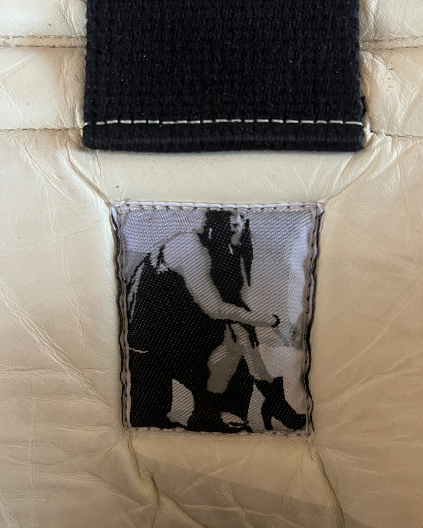 RICK OWENS MILK GEOBASKET 42