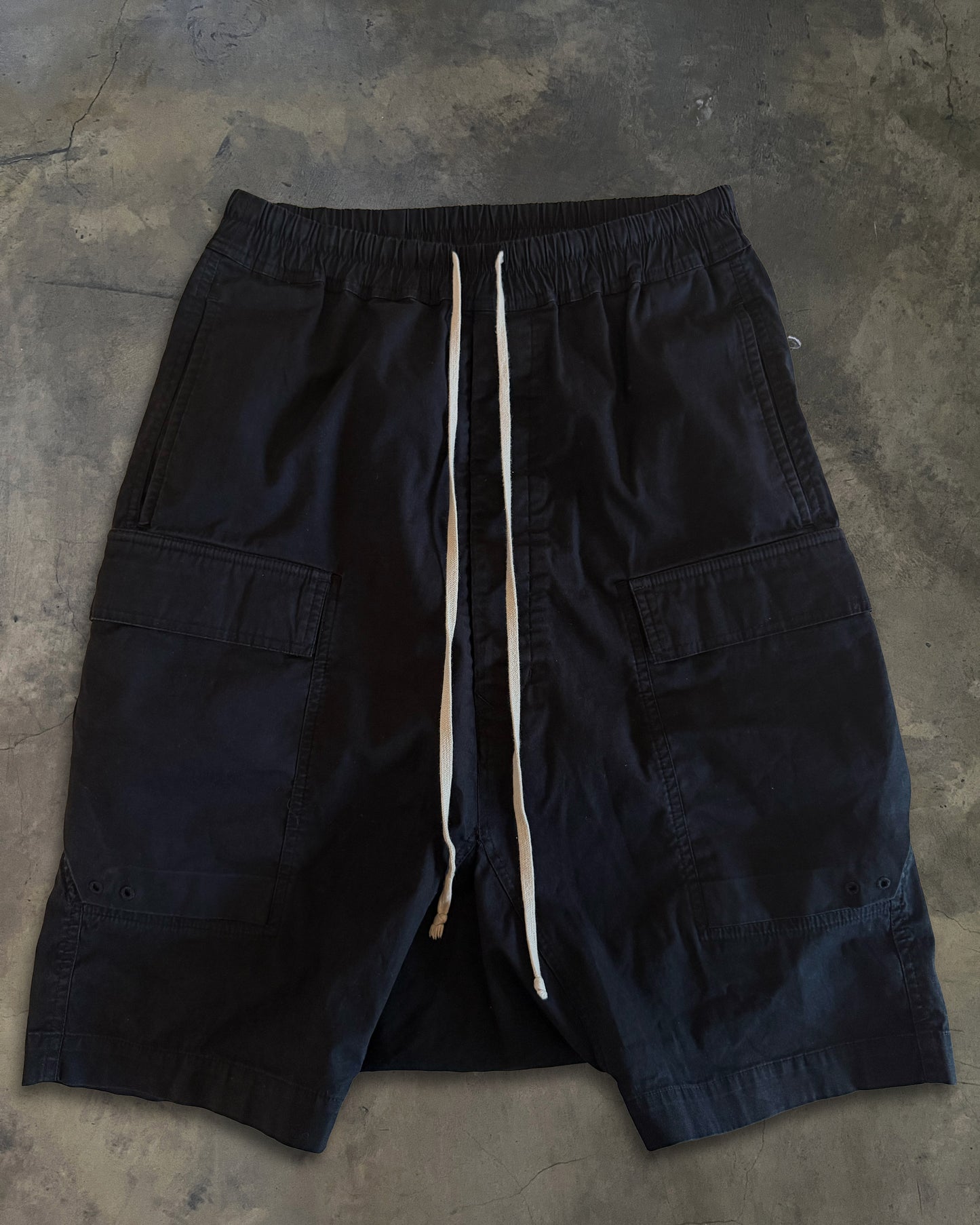 RICK OWENS SS2017 "WALRUS" CARGO POD SHORTS