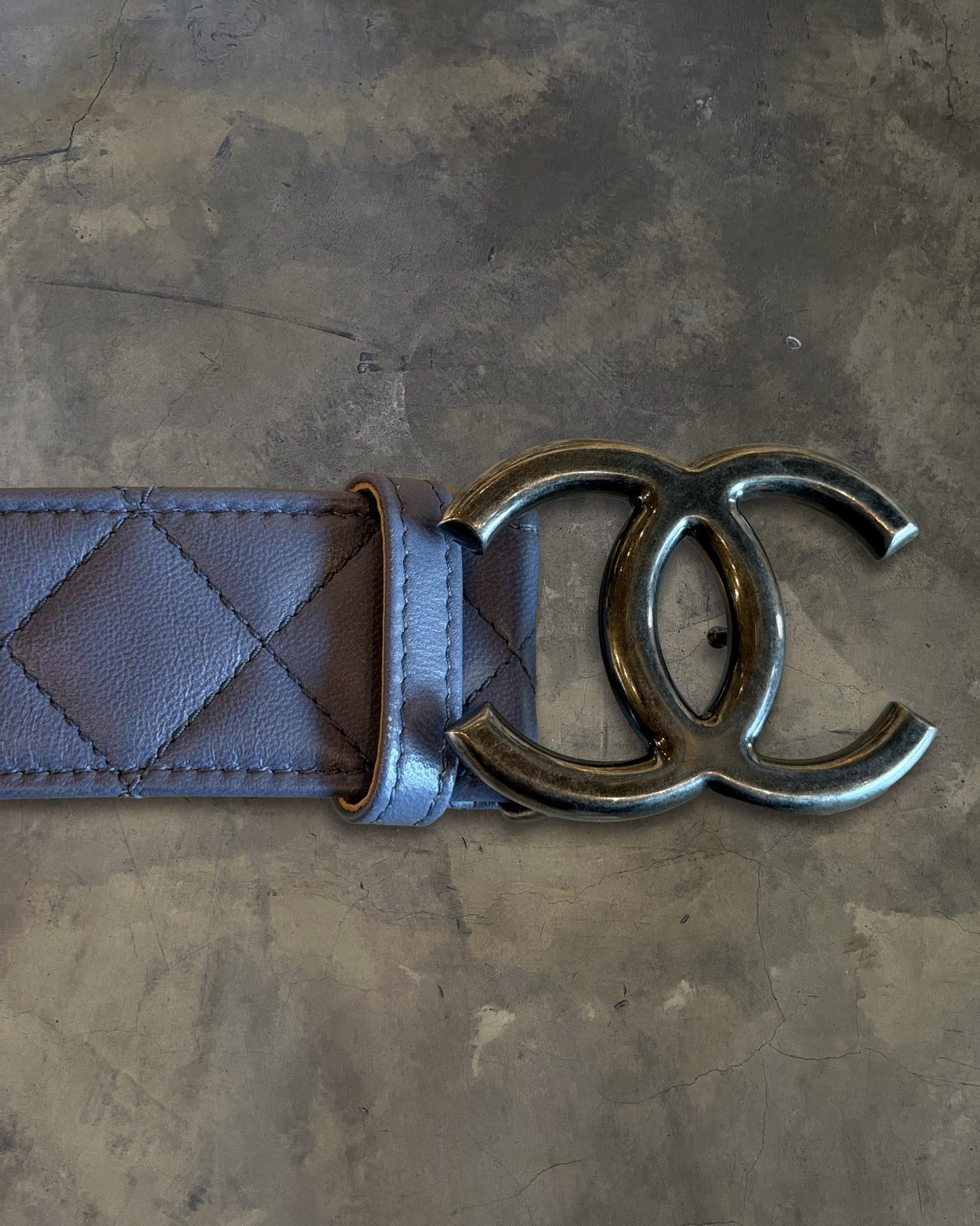 CHANEL LAVENDER QUILTED CC BELT