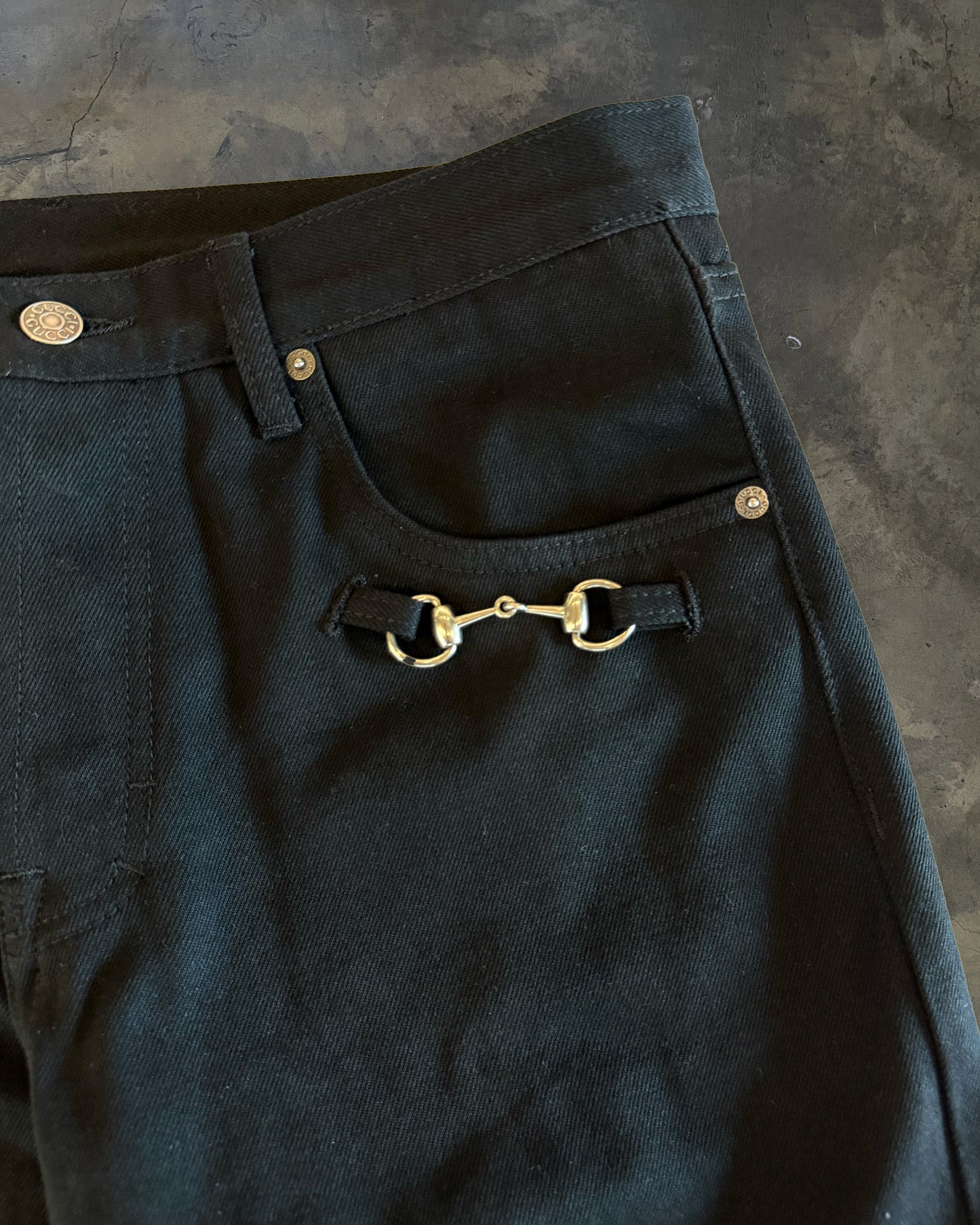 GUCCI AW2025 HORSE BIT EMBELLISHED BLACK DENIM