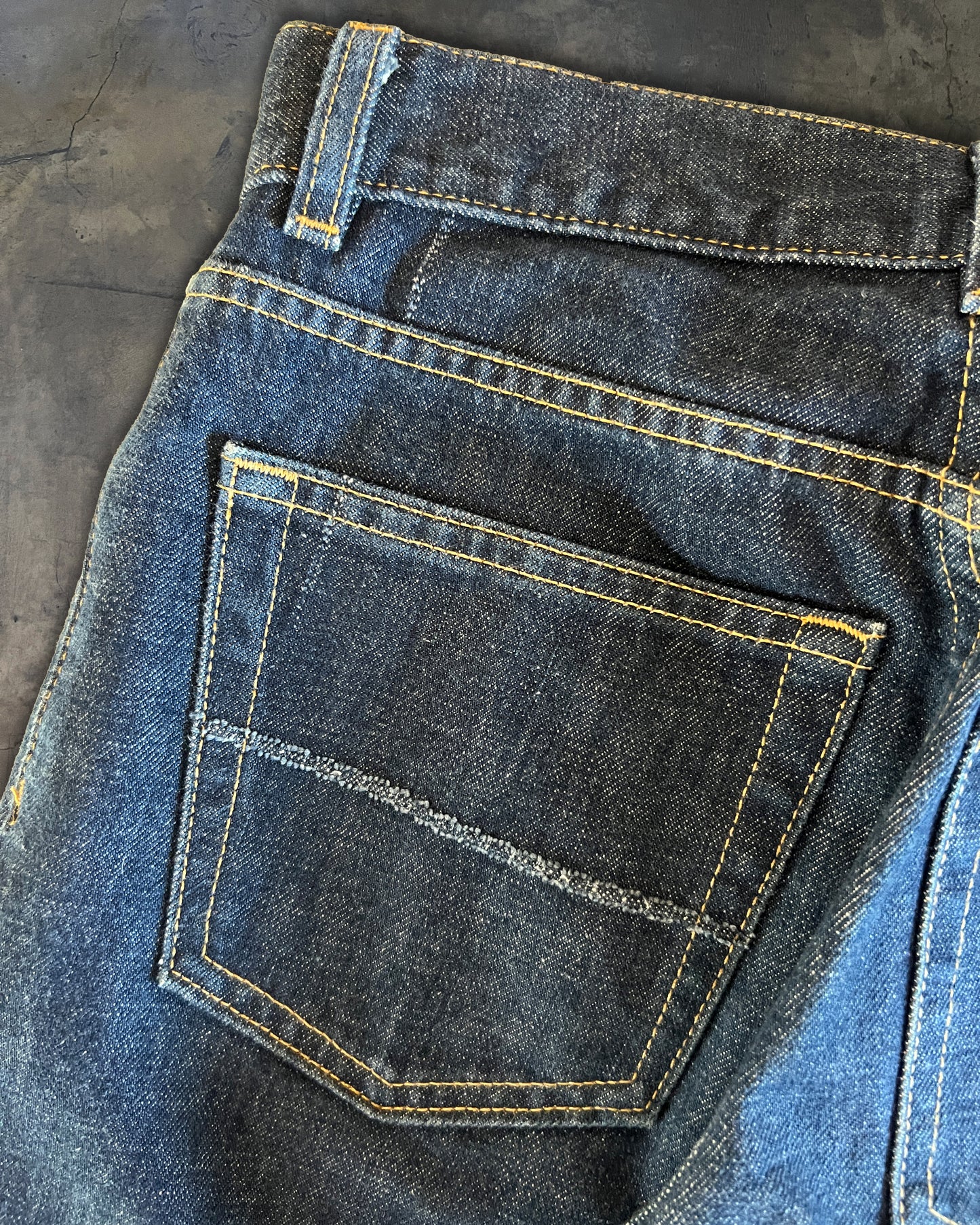 HELMUT LANG CLASSIC RAW BOOTCUT DENIM