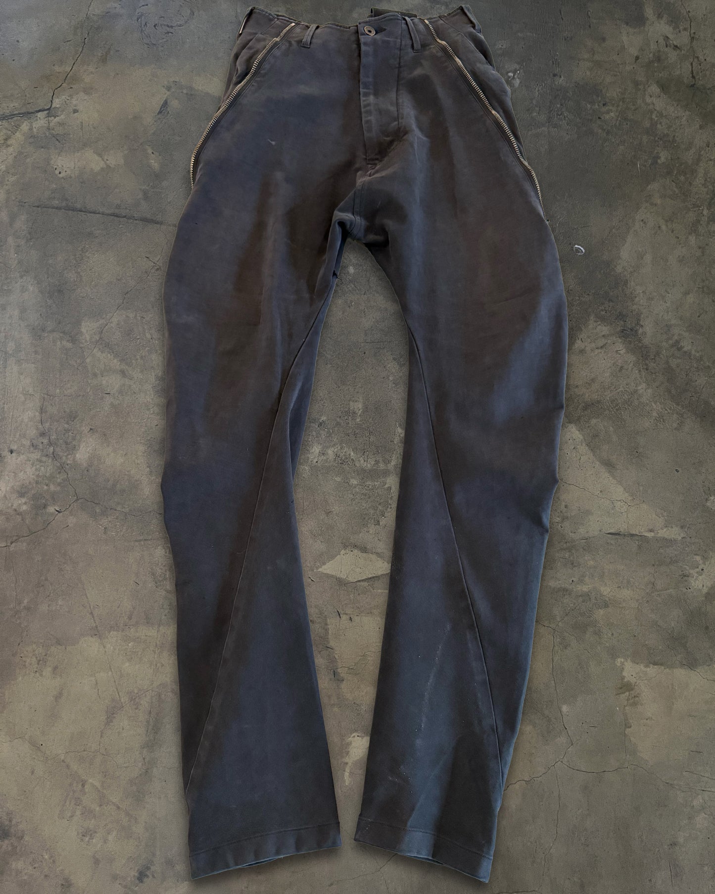 JULIUS SS2017 "KNIVES" J CUT MOLESKIN PANTS