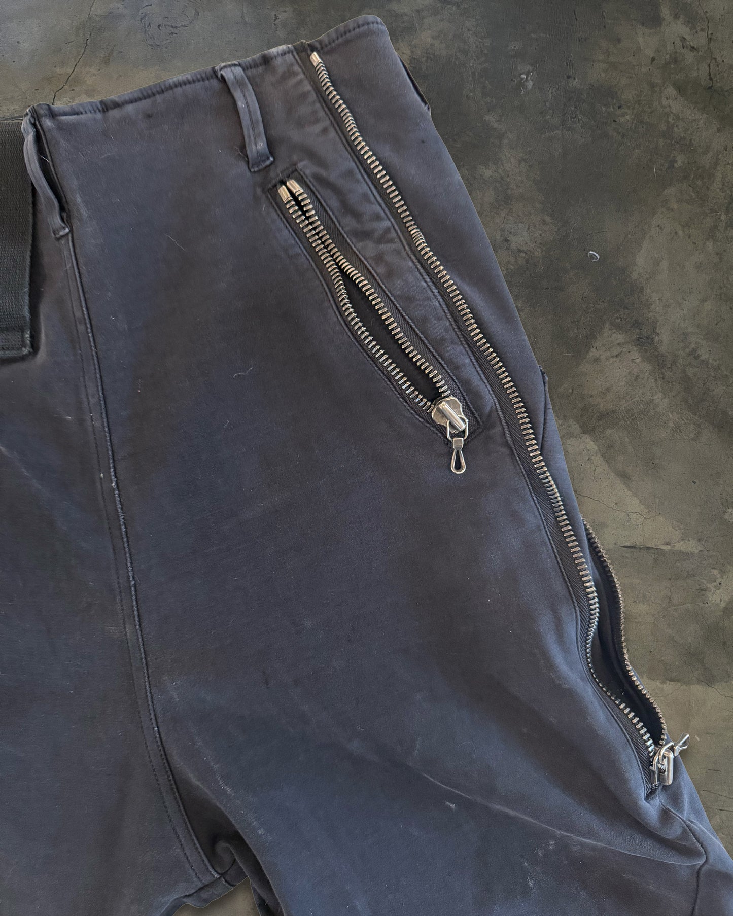 JULIUS SS2017 "KNIVES" J CUT MOLESKIN PANTS