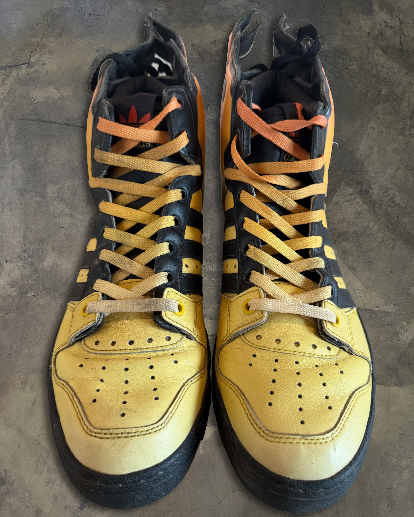 JEREMY SCOTTS X ADIDAS FLAME WINGS