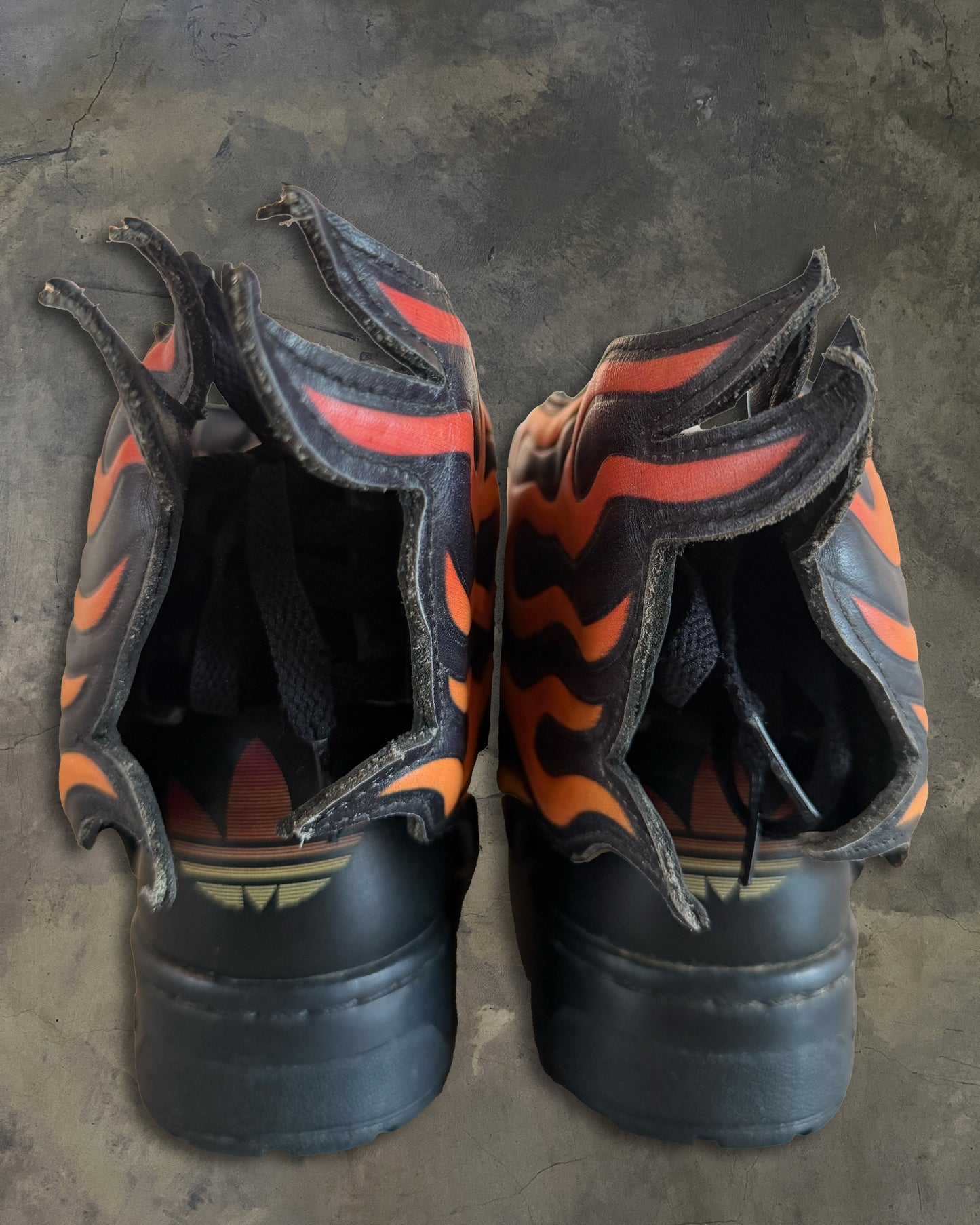 JEREMY SCOTTS X ADIDAS FLAME WINGS