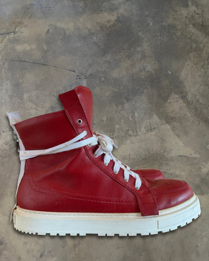 KRISVANASSCHE RED HIGH TOP SNEAKERS