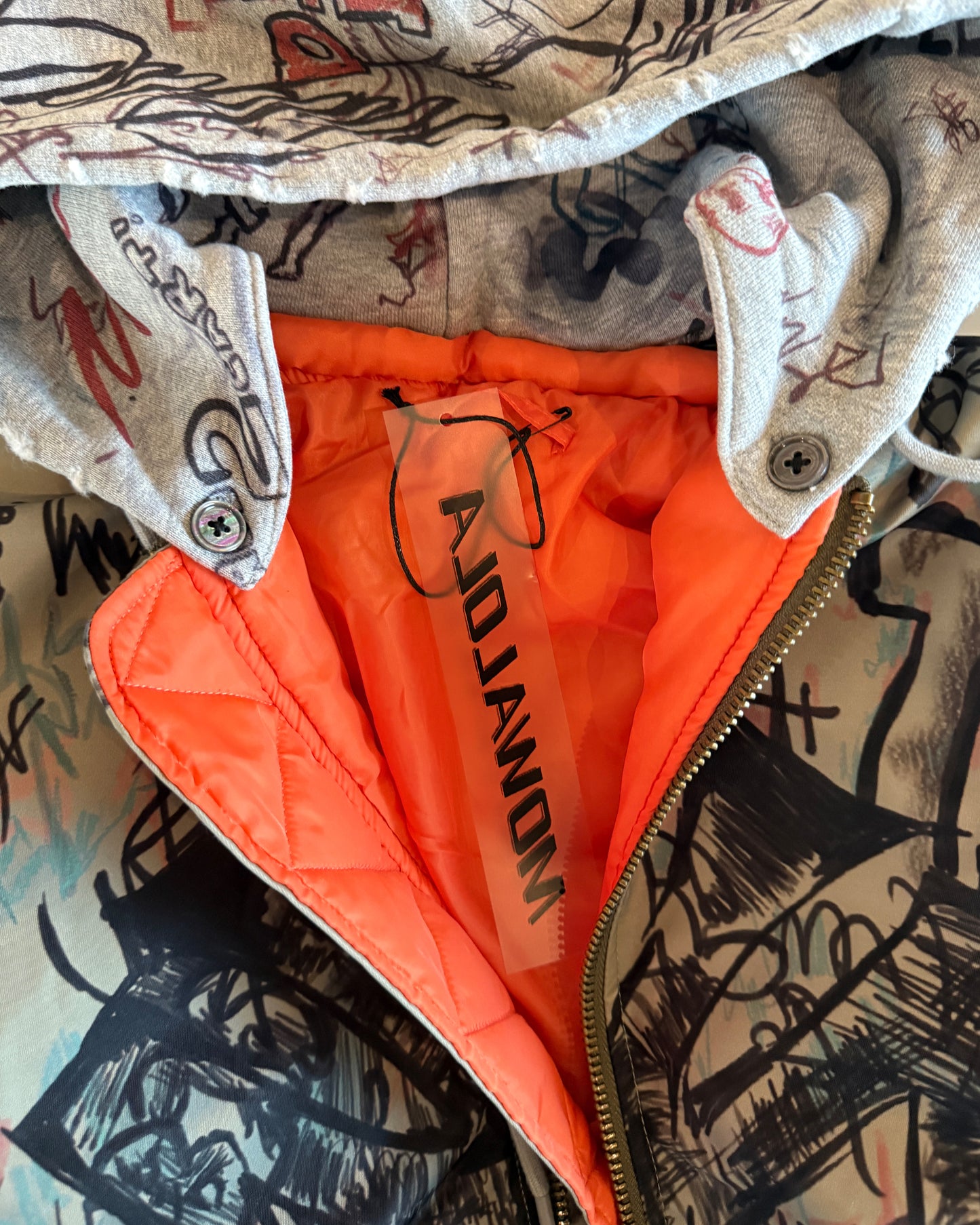 MOWALOLA GRAFFITI REVERSIBLE BOMBER S