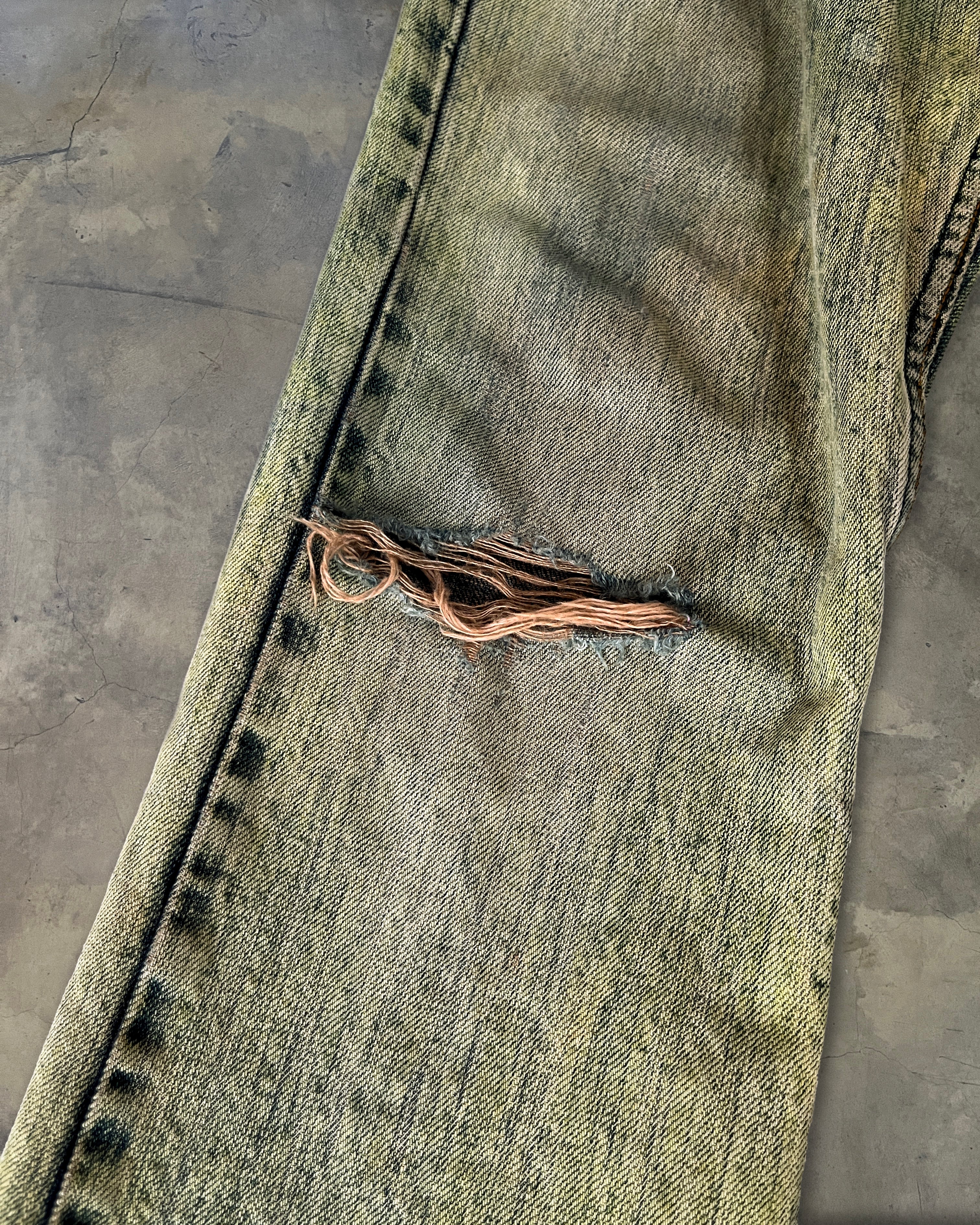 L.G.B ACID WASH WOLF CUT DENIM – glam archive L.G.B ACID WASH WOLF CUT DENIM – glam archive