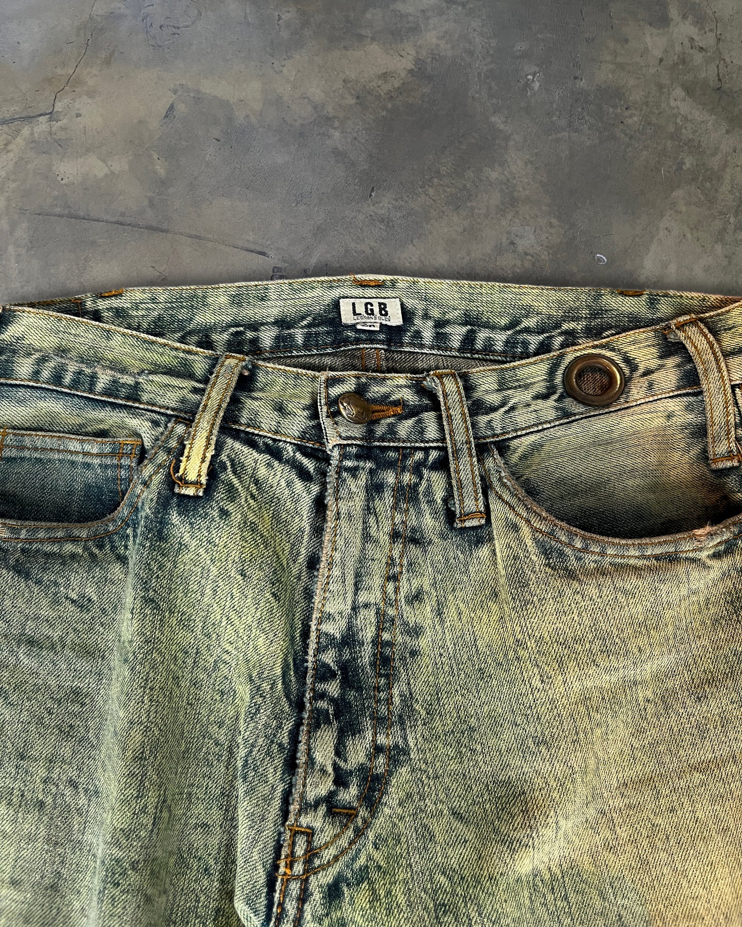 L.G.B ACID WASH WOLF CUT DENIM