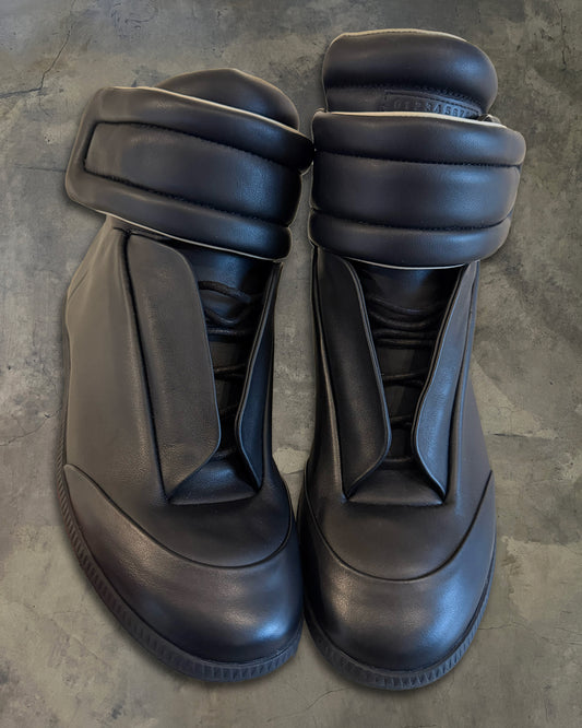 MAISON MARGIELA SS2025 BLACK FUTURES