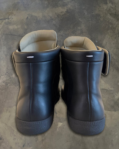 MAISON MARGIELA SS2025 BLACK FUTURES