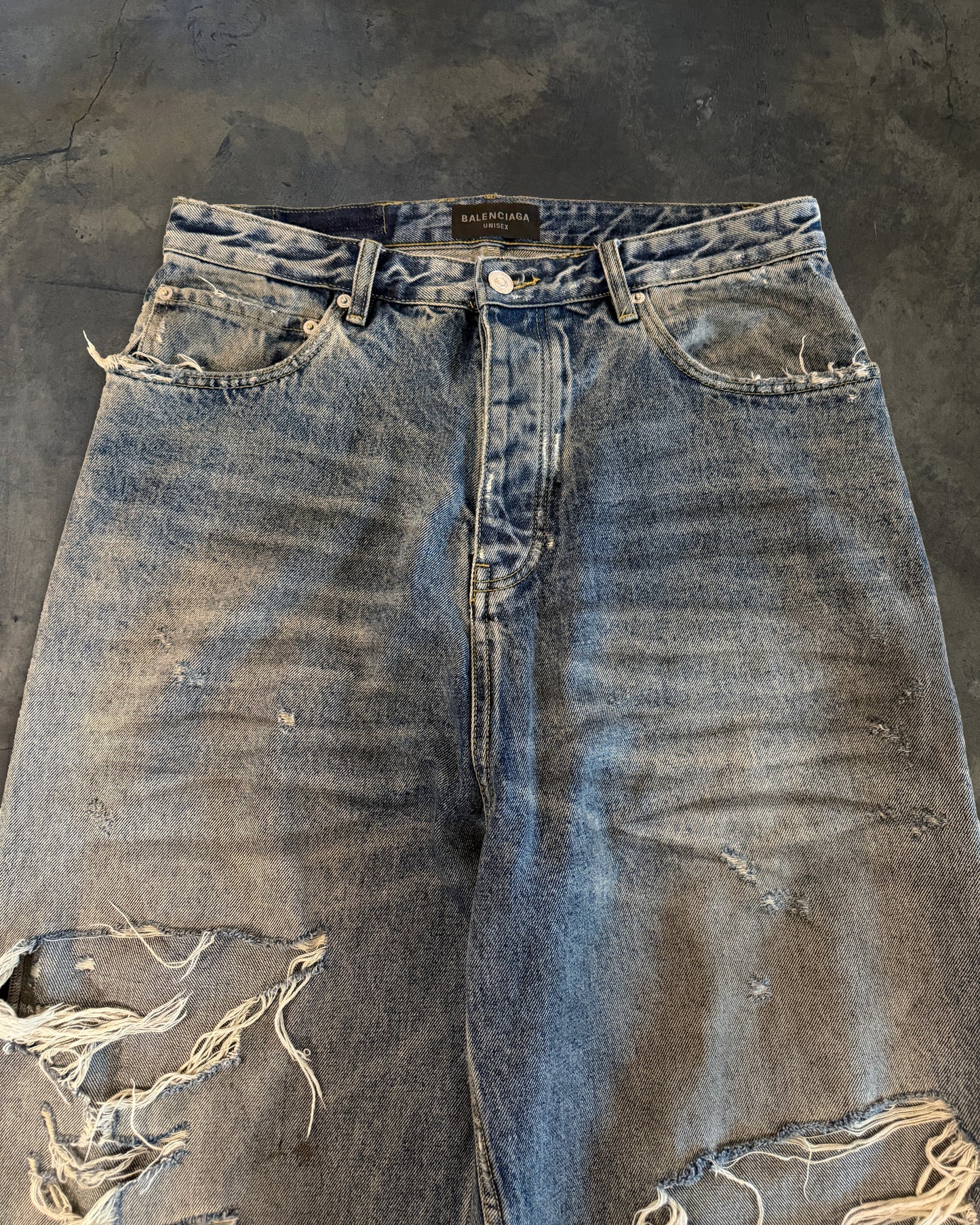 BALENCIAGA SS2022 MUD SHOW SKATER JEANS