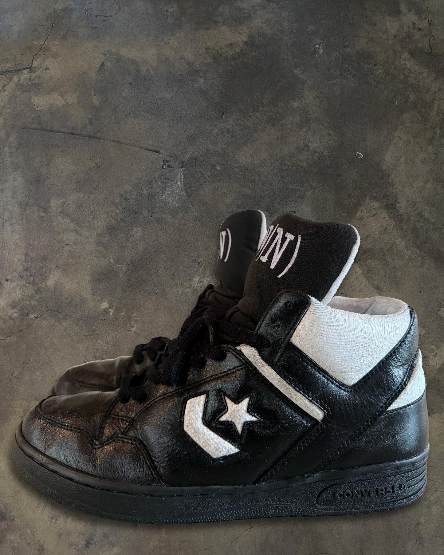NUMBER (N)INE SS2006 WEAPON CONVERSE SNEAKERS