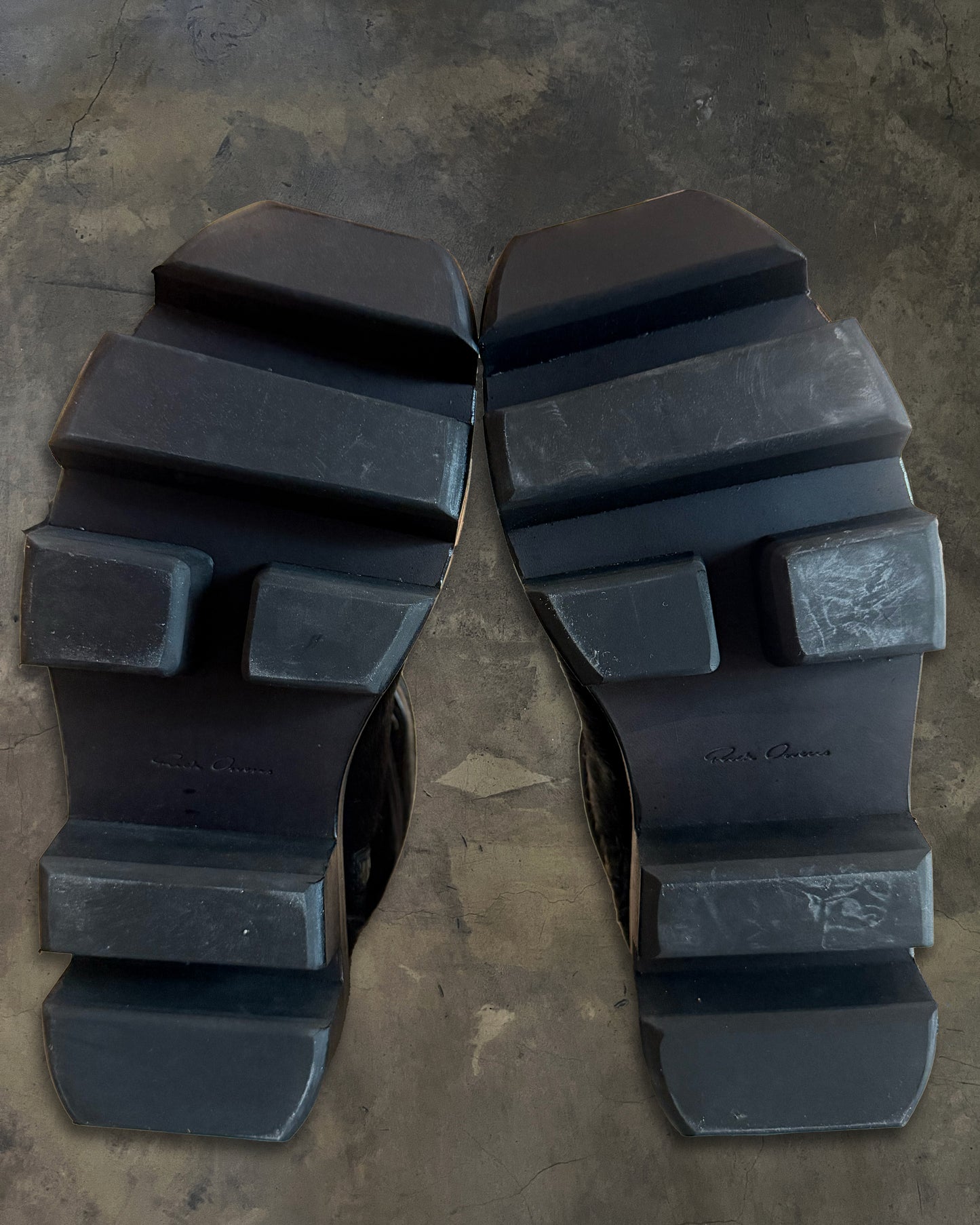 RICK OWENS FW2013 ‘PLINTH’ RUNWAY PONYHAIR MEGATOOTH BOOTS