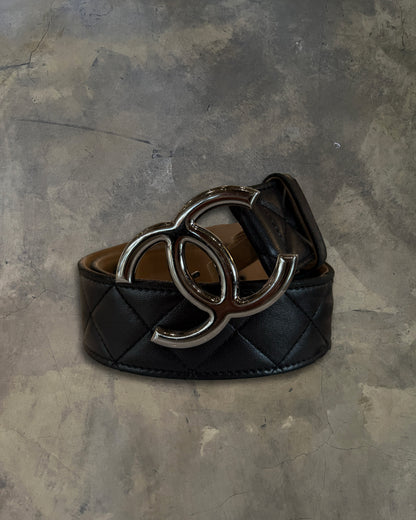 CHANEL BLACK QUILTED CC BELT