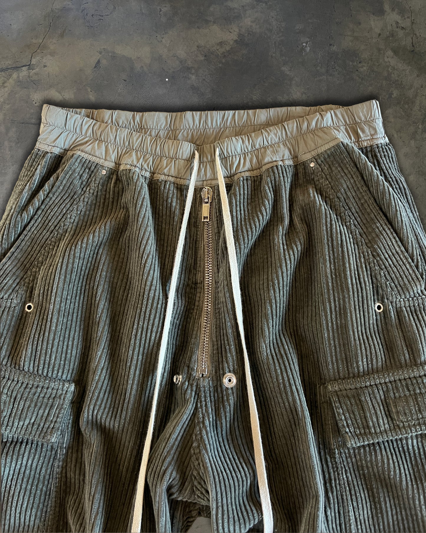 RICK OWENS DRKSHDW FW2023 HEAVY CORDUROY CARGO BELLAS