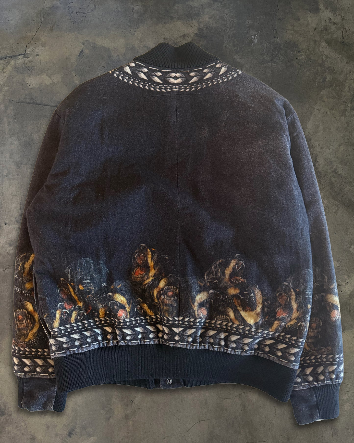 GIVENCHY FW2011 RUNWAY ROTWEILLER BOMBER