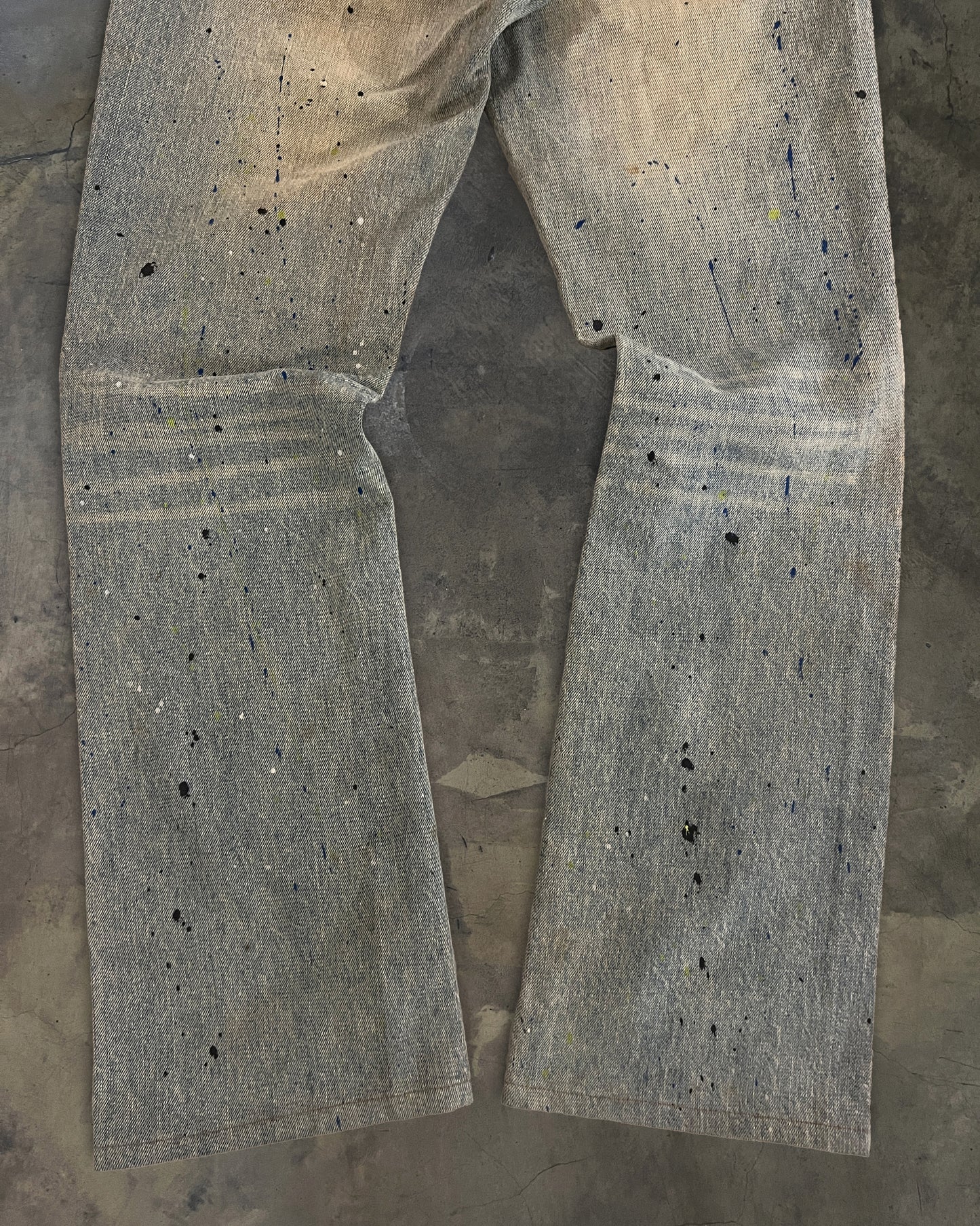 SCHLUSSEL STUDDED PAINTER DENIM
