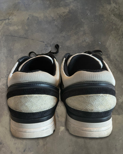 CHANEL CC LOGO SUEDE SNEAKERS