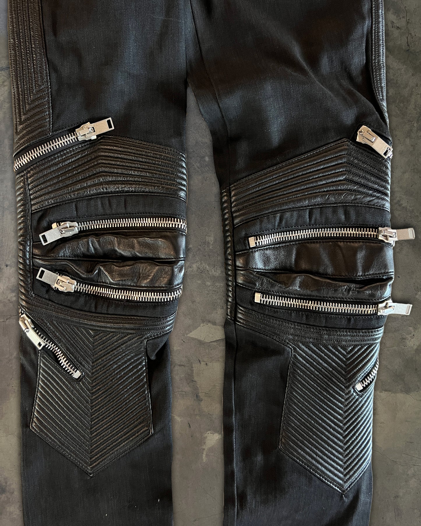 SAINT LAURENT SS2014 D04 LEATHER KNEE EMBELLISHMENTS BIKER DENIM
