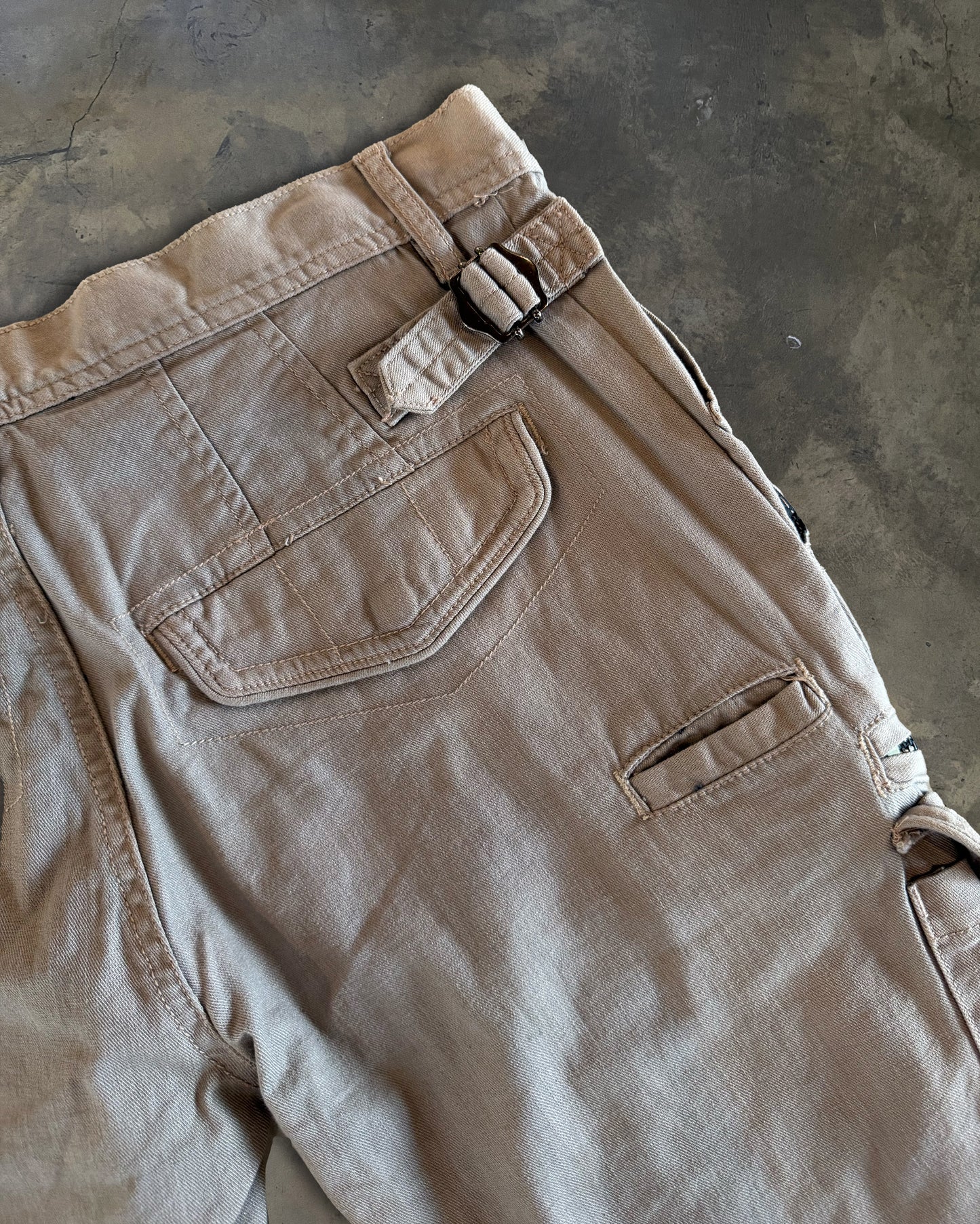 TORNADO MART MULTI POCKETED FLARED PANTS