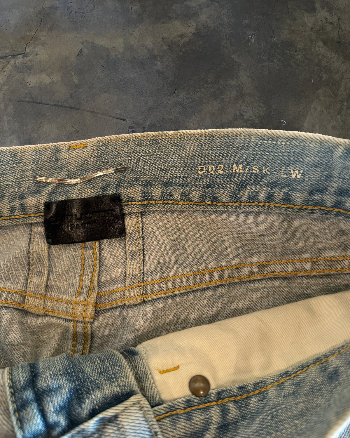 SAINT LAURENT SS2015 CRASH D02